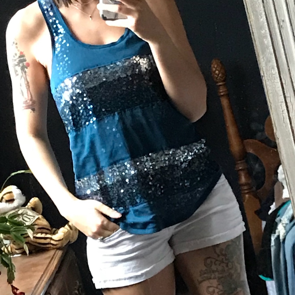 Express tank with sequins